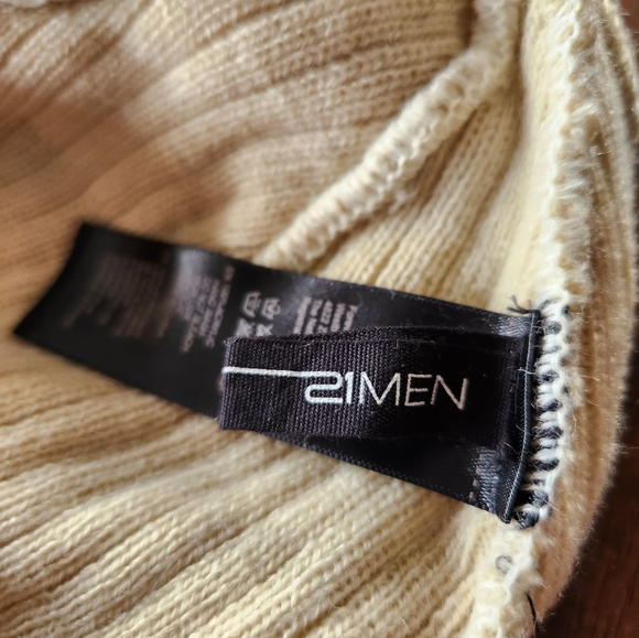 21Men - Forever21 Knit Beanie - Picture 3 of 3